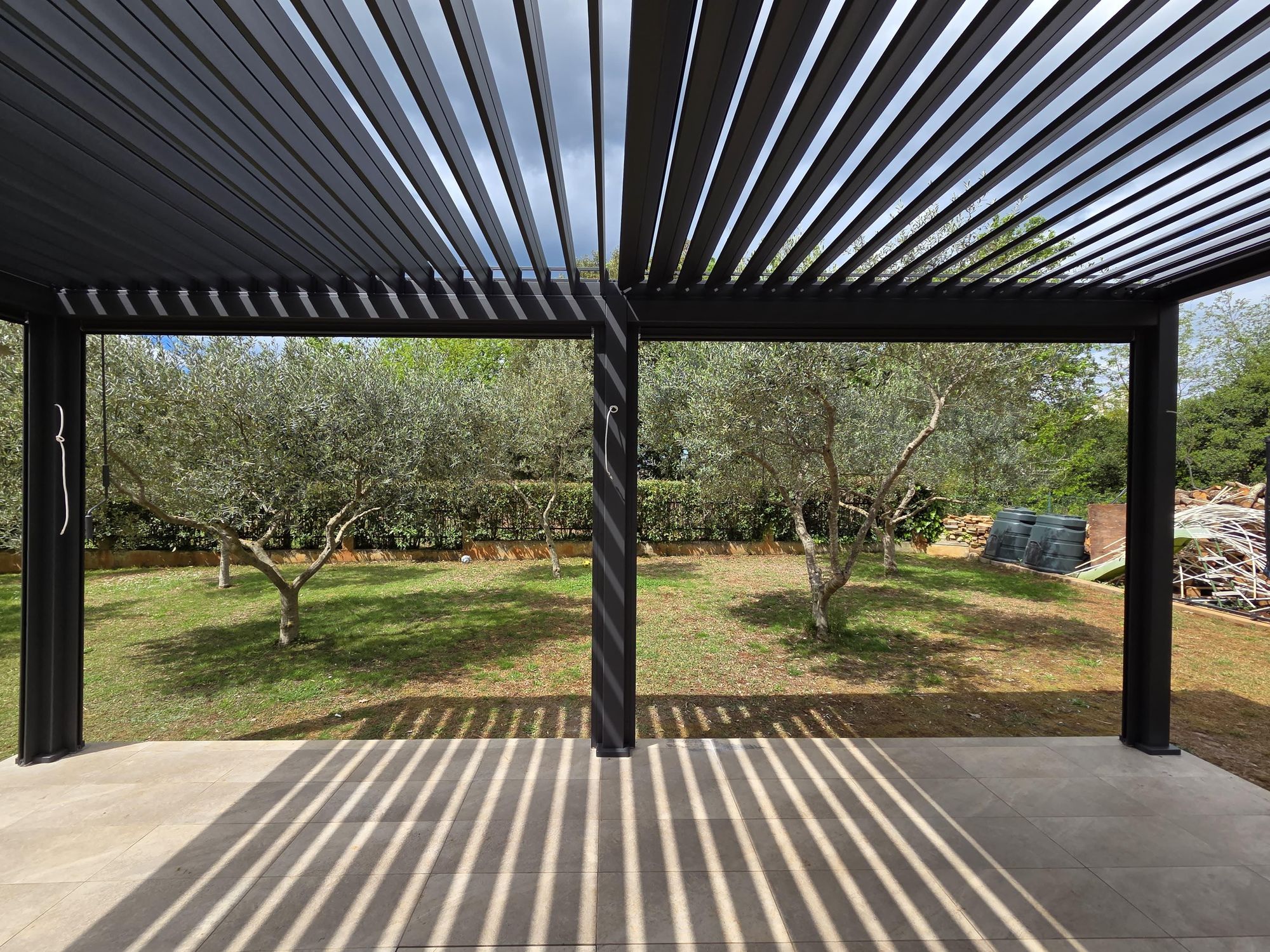 Bioklimatska pergola — Pergola Lux